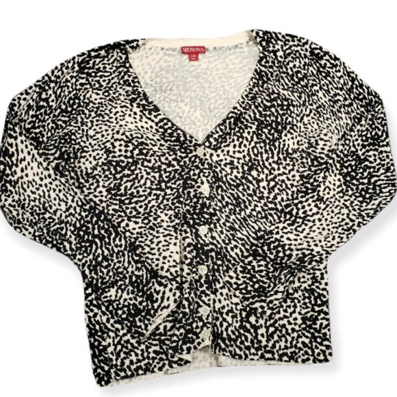 SOLD! Merona White Animal Print Ultimate V-Neck Cardigan - Picture 4 of 13